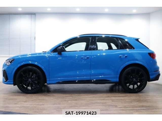 Audi RS Q3 2021-12 5860377-13