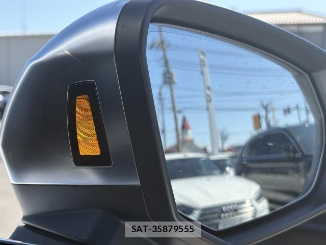 Audi RS Q3 2022-03 6790729-10