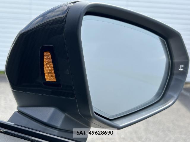Audi RS Q3 2023-04 7615100-12
