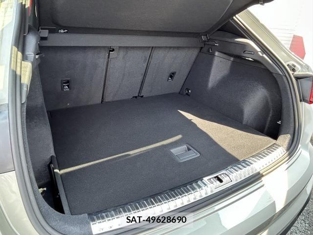 Audi RS Q3 2023-04 7615100-18