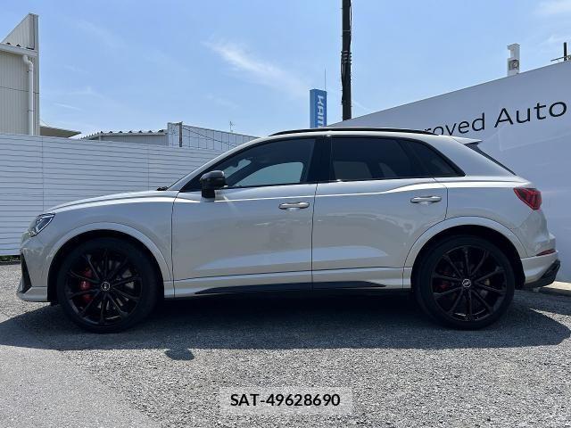 Audi RS Q3 2023-04 7615100-20