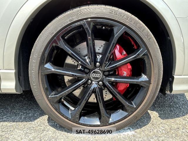 Audi RS Q3 2023-04 7615100-23