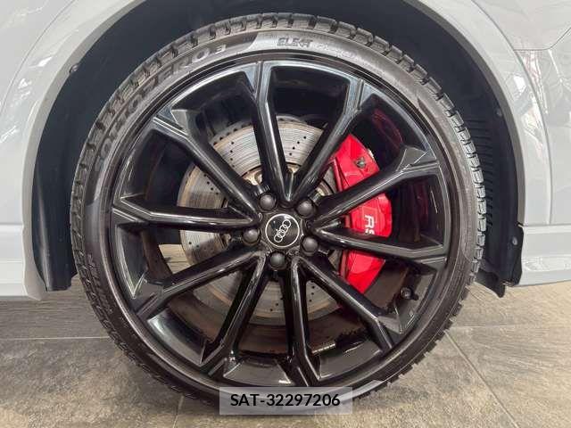 Audi RS Q3 2021-03 7960570-14