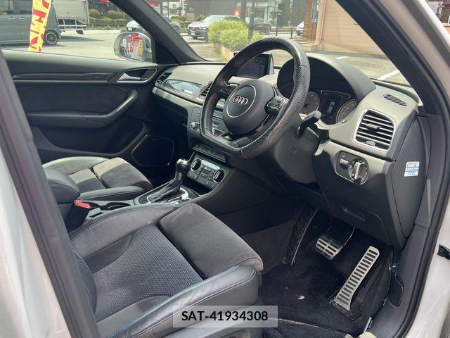 Audi RS Q3 2017-10 8098080-10