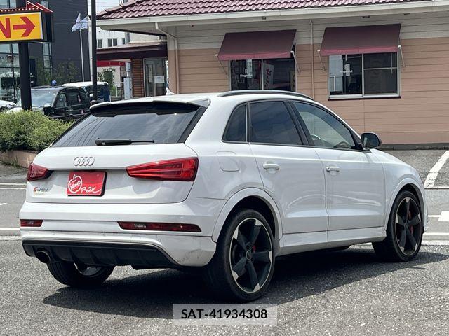 Audi RS Q3 2017-10 8098080-2