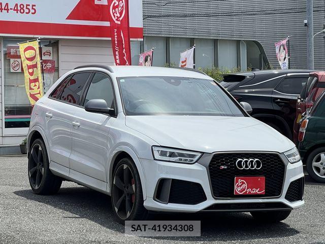 Audi RS Q3 2017-10 8098080-4