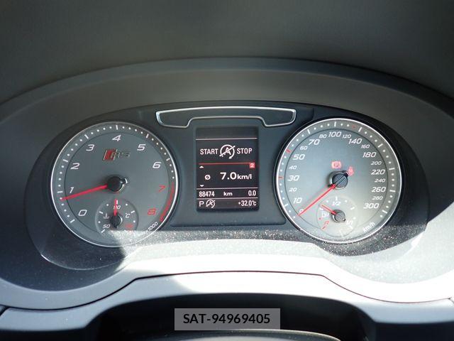 Audi RS Q3 2017-02 8485053-11