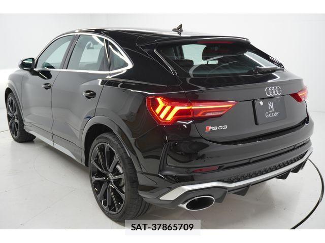 Audi RS Q3 2023-07 1822614-20