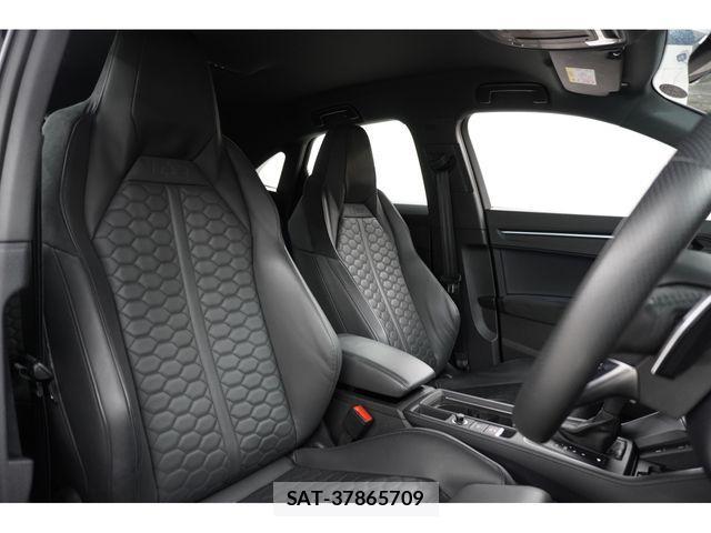 Audi RS Q3 2023-07 1822614-22