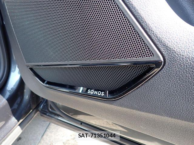 Audi RS Q3 2021-12 7325779-24