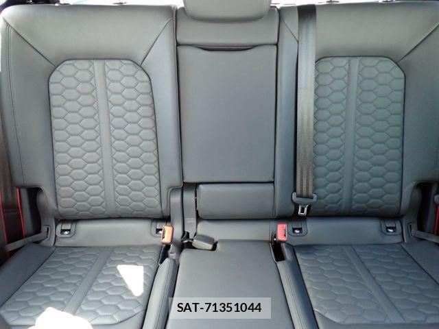 Audi RS Q3 2021-12 7325779-25