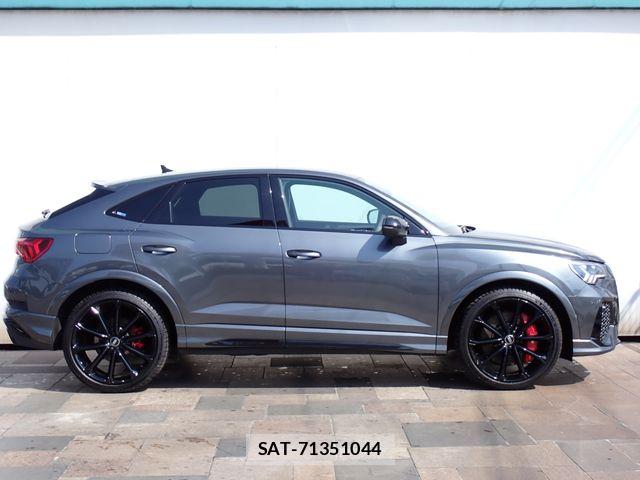 Audi RS Q3 2021-12 7325779-4