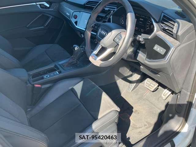 Audi RS Q3 2023-04 7325775-10