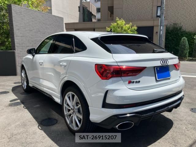 Audi RS Q3 2023-08 8034480-11