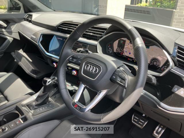 Audi RS Q3 2023-08 8034480-18