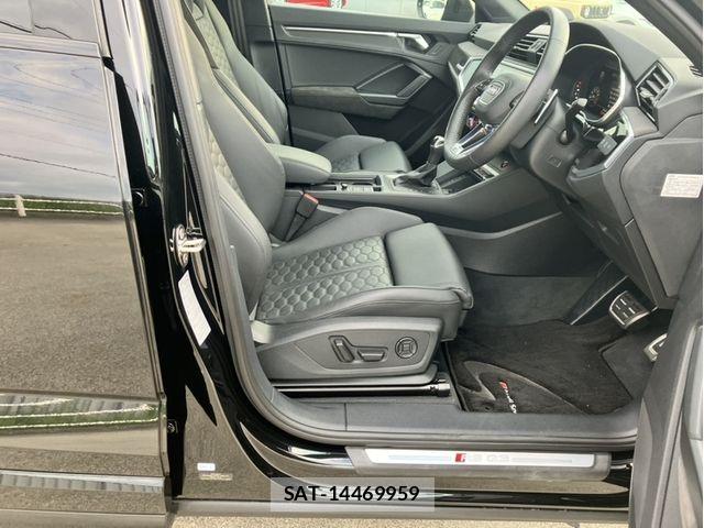 Audi RS Q3 2022-05 8072925-10