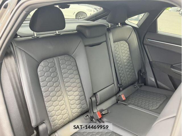 Audi RS Q3 2022-05 8072925-12