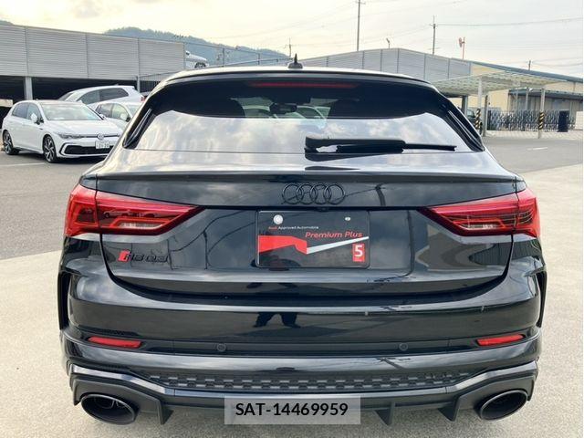 Audi RS Q3 2022-05 8072925-13