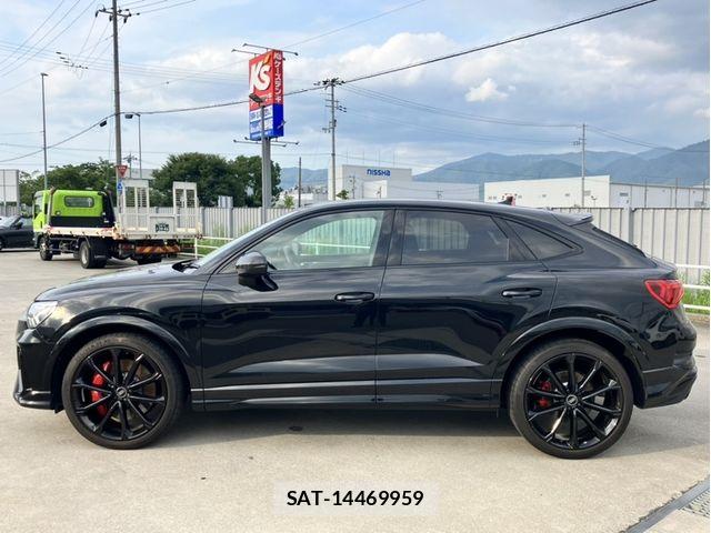 Audi RS Q3 2022-05 8072925-15