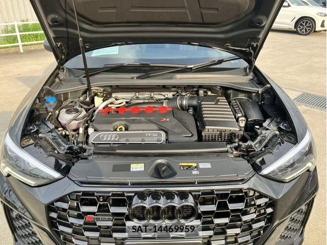 Audi RS Q3 2022-05 8072925-16