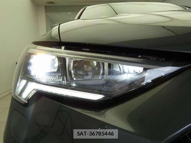 Audi RS Q3 2021-02 8206420-15