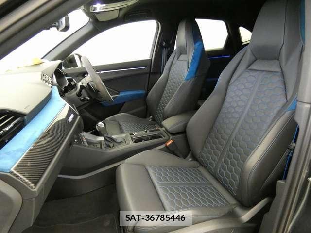 Audi RS Q3 2021-02 8206420-22