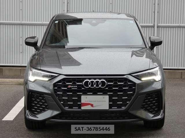 Audi RS Q3 2021-02 8206420-6