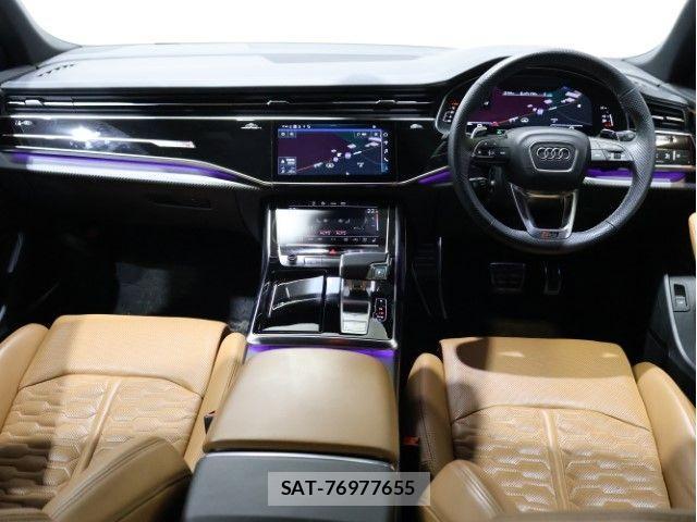 Audi RS Q8 2023-11 2246167-2