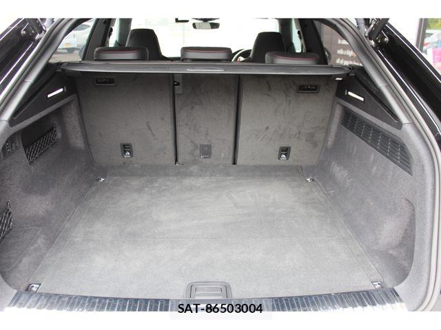 Audi RS Q8 2023-12 7615101-23