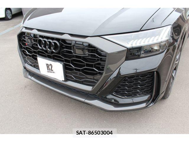 Audi RS Q8 2023-12 7615101-5