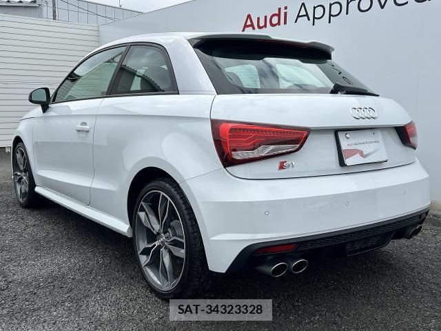 Audi S1 2016-07 2006463-19