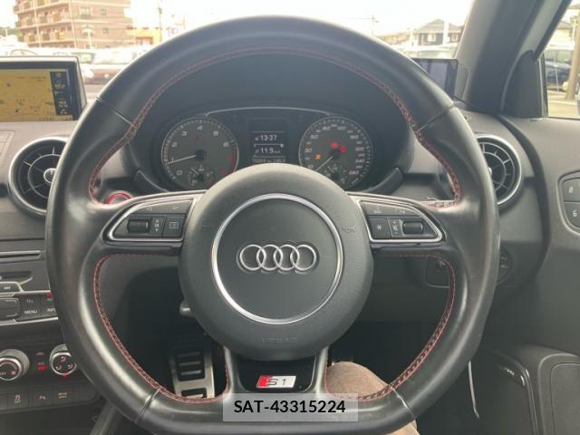 Audi S1 2015-09 7960573-17