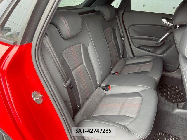 Audi S1 2015-10 7978563-7
