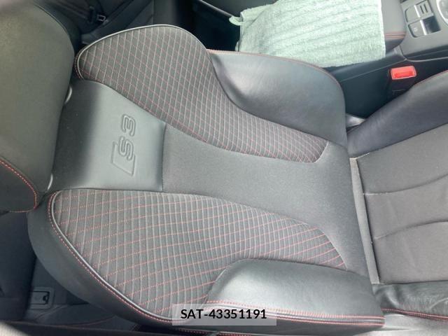 Audi S3 2015-02 7356911-10