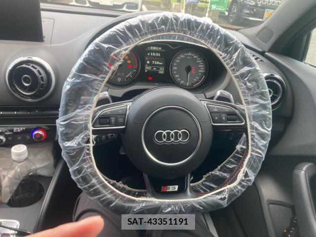 Audi S3 2015-02 7356911-12