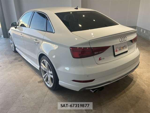 Audi S3 2018-12 7453035-14