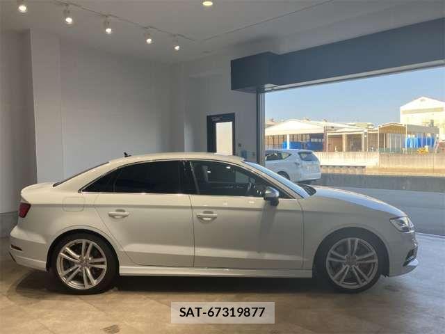 Audi S3 2018-12 7453035-7