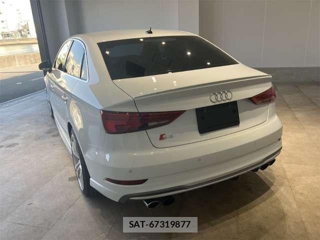 Audi S3 2018-12 7453035-8