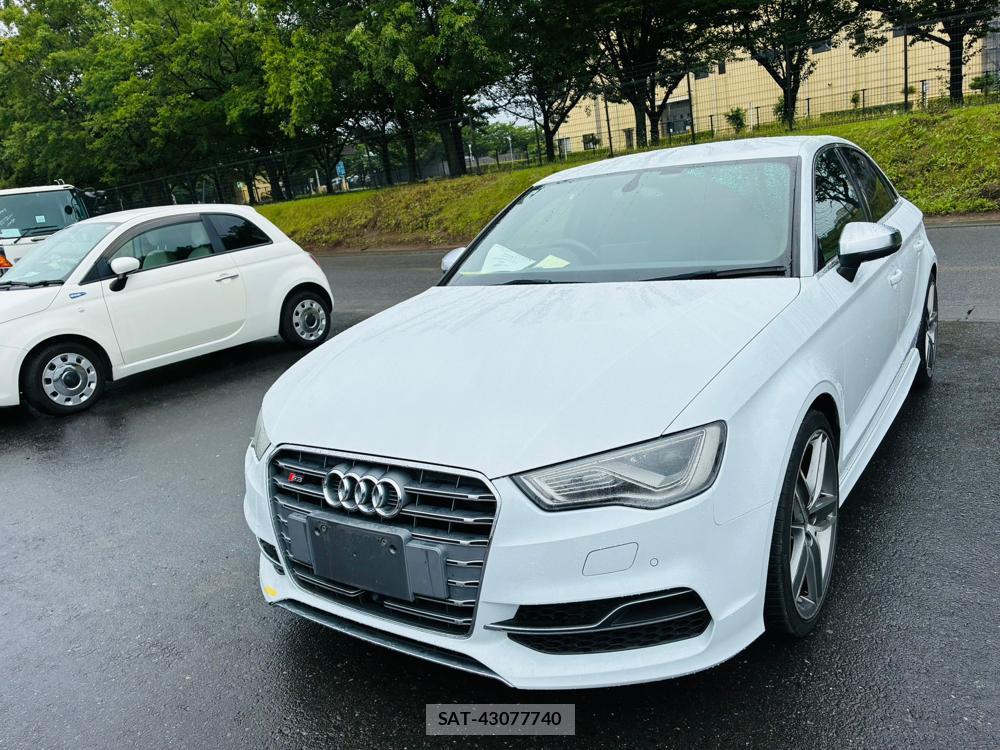 Audi S3 2015-12 7215054-0