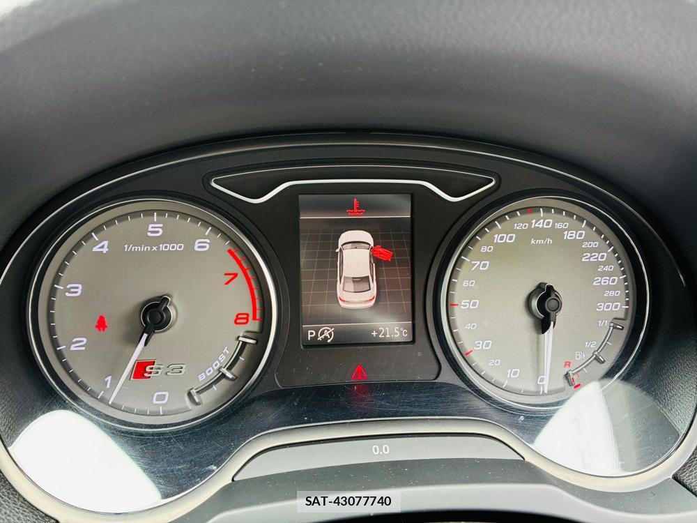 Audi S3 2015-12 7215054-15