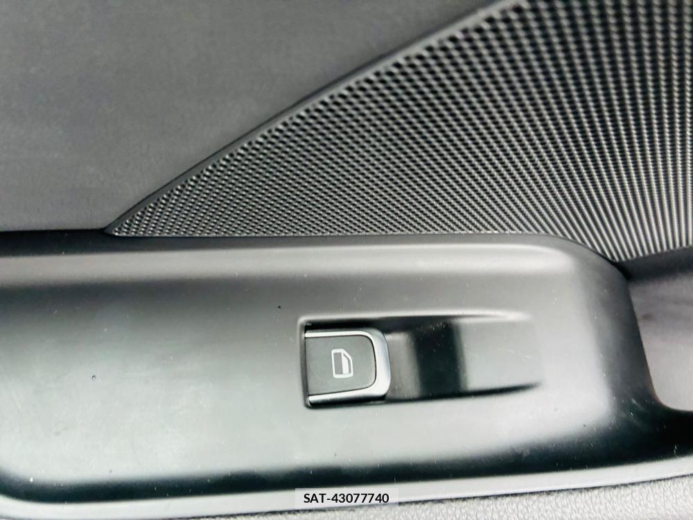 Audi S3 2015-12 7215054-23
