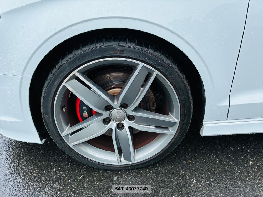 Audi S3 2015-12 7215054-28