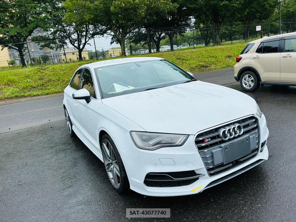 Audi S3 2015-12 7215054-6