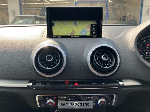 Audi S3 2017-07 8129077-17