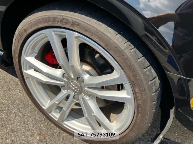 Audi S3 2017-07 8129077-4