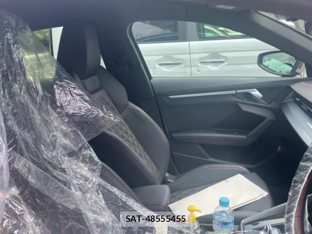 Audi S3 2023-12 8145501-10