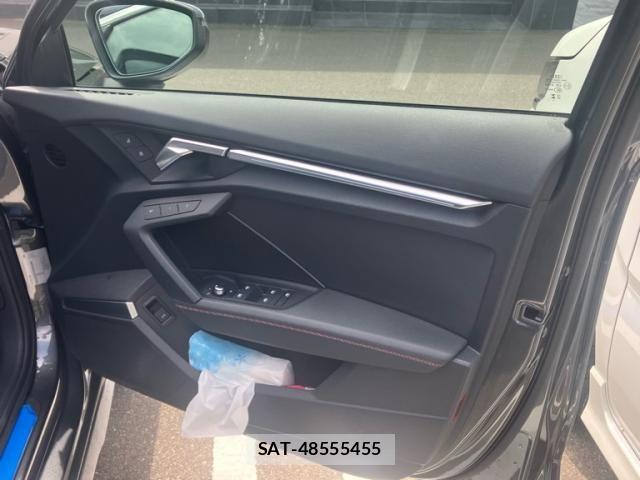 Audi S3 2023-12 8145501-15