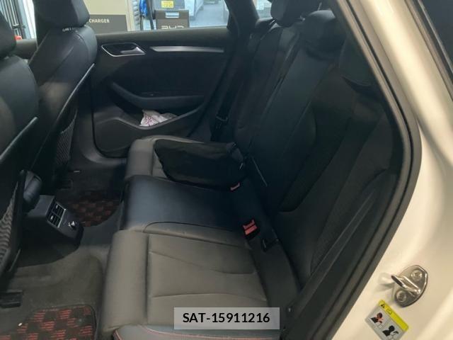 Audi S3 2015-02 8364844-10