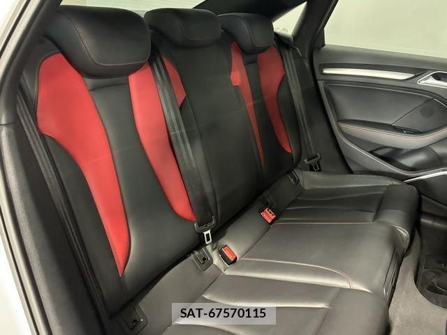 Audi S3 2018-05 8685191-15