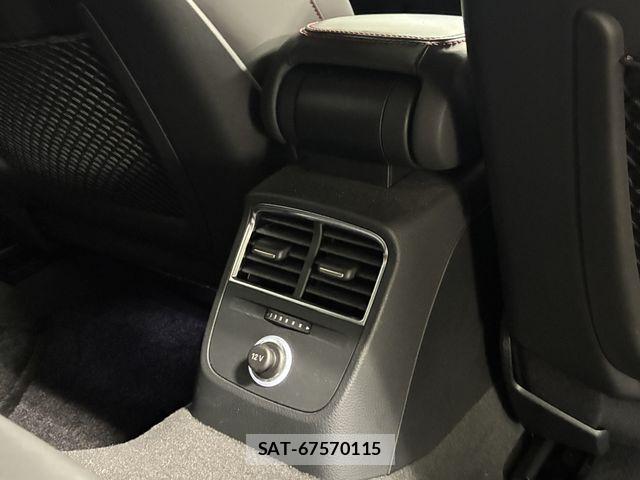 Audi S3 2018-05 8685191-16